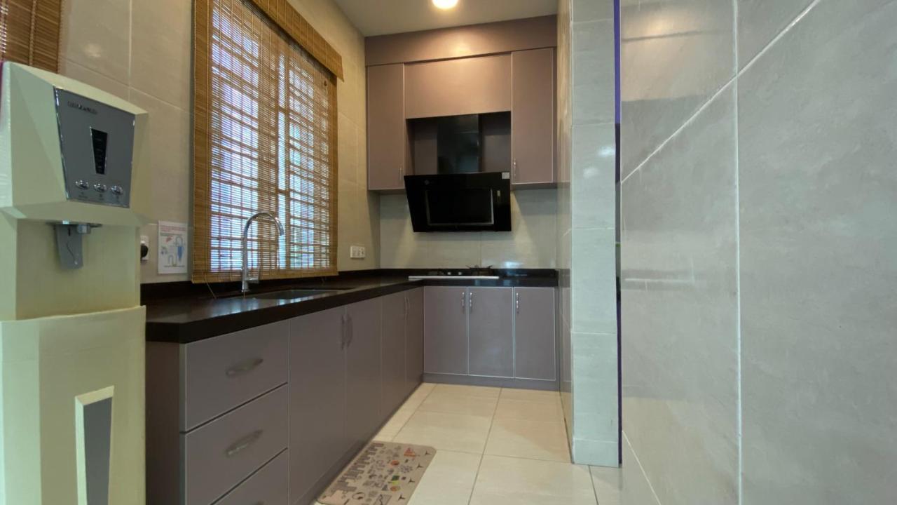 Simfoni Families Suite Kuah Extérieur photo
